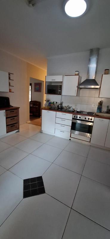 4 Bedroom Property for Sale in Panorama Western Cape